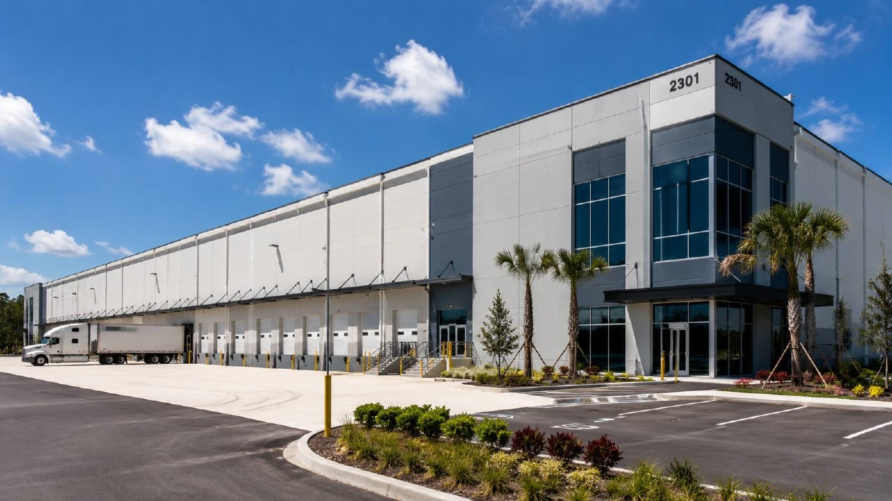 Commercial warehouse facility in Tampa Bay area